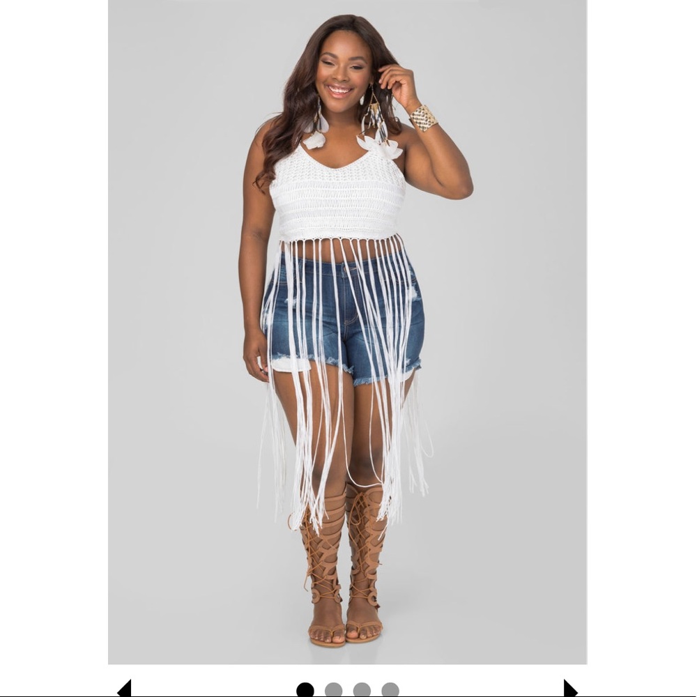 LONG FRINGE CROCHET TOP